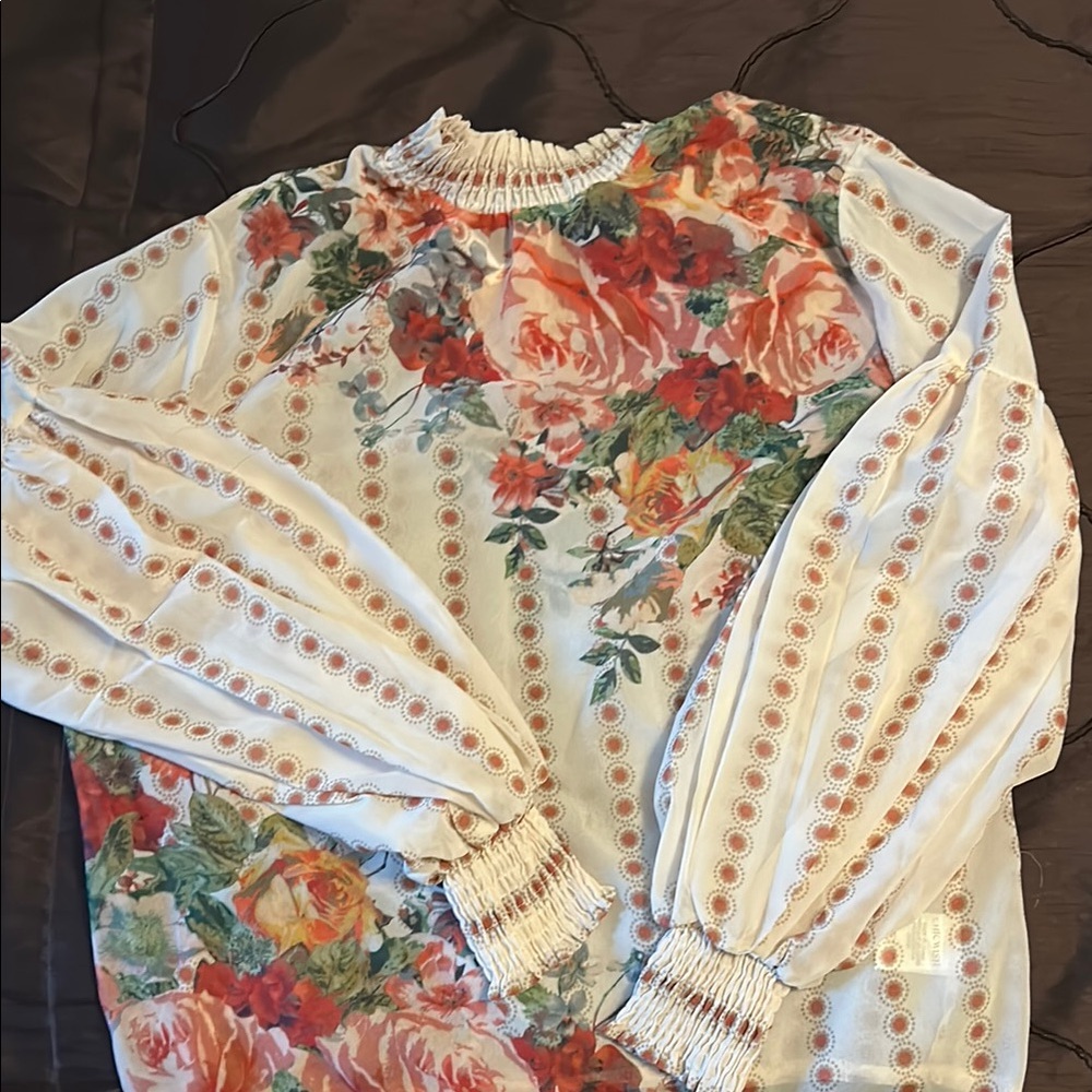 Chicwish.  Floral Women's Top - Multicolor